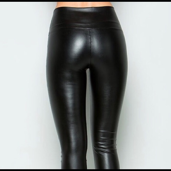 VEGAN LEATHER WIDE WAIST BAND LEGGING - Picture 4 of 9